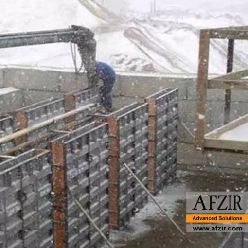 liquid-form-antifreeze-admixture-Decreases-curing-time-of-the-concrete