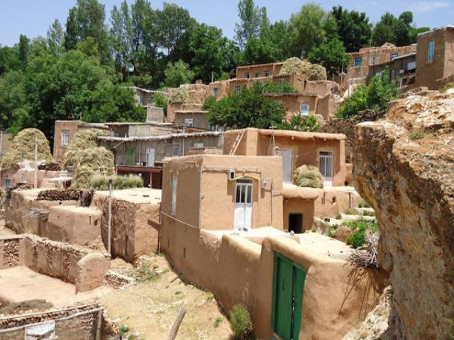 ۲۰۰ هزار واحد مسکونی در روستاهای اردبیل بازسازی می‌شود