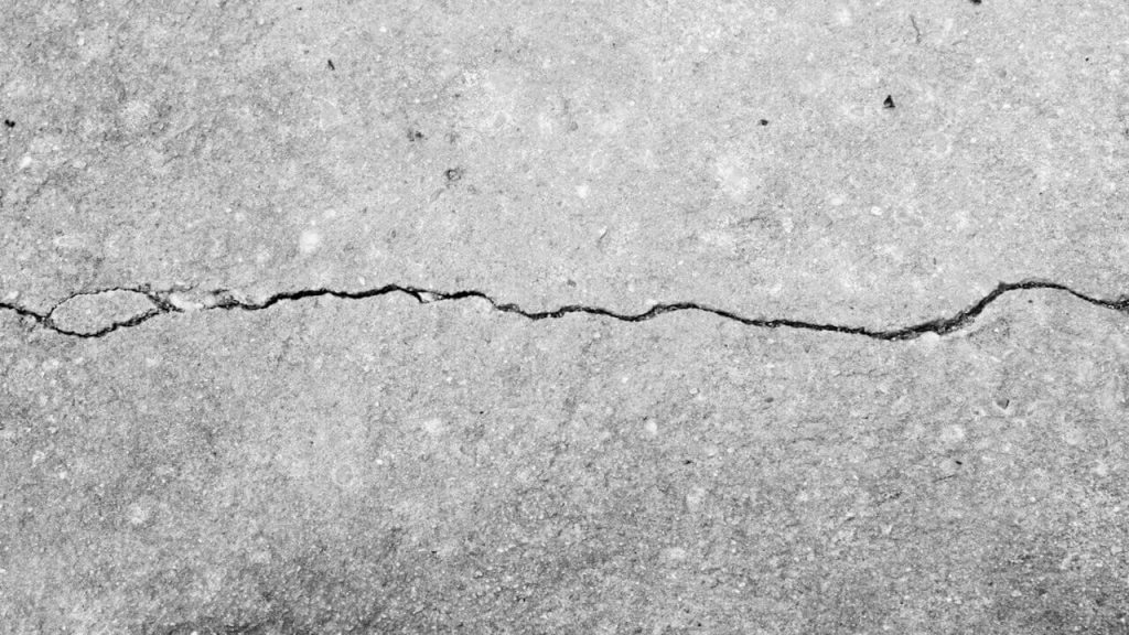 ترمیم ترک در بتن - مقاوم سازی افزیر