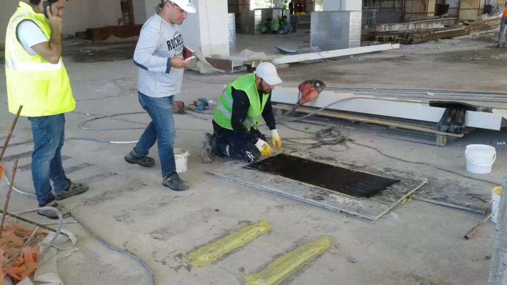 shear-and-flexural-strengthening-of-concrete-beam-using-frp-wrap-and-laminate-AFZIR-CO10-1400×788