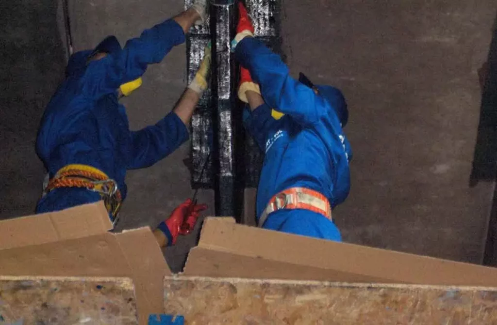 shear-strengthening-of-industrial-structure-concrete-beam-using-frp-wrap-AFZIR-CO7