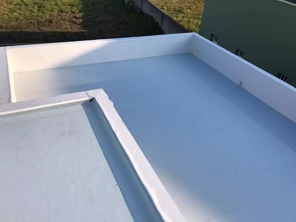 commercial-building-roof-waterproofing-AFZIR-CO3