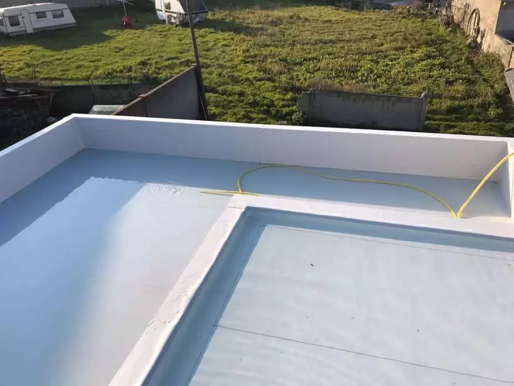 commercial-building-roof-waterproofing-AFZIR-CO8