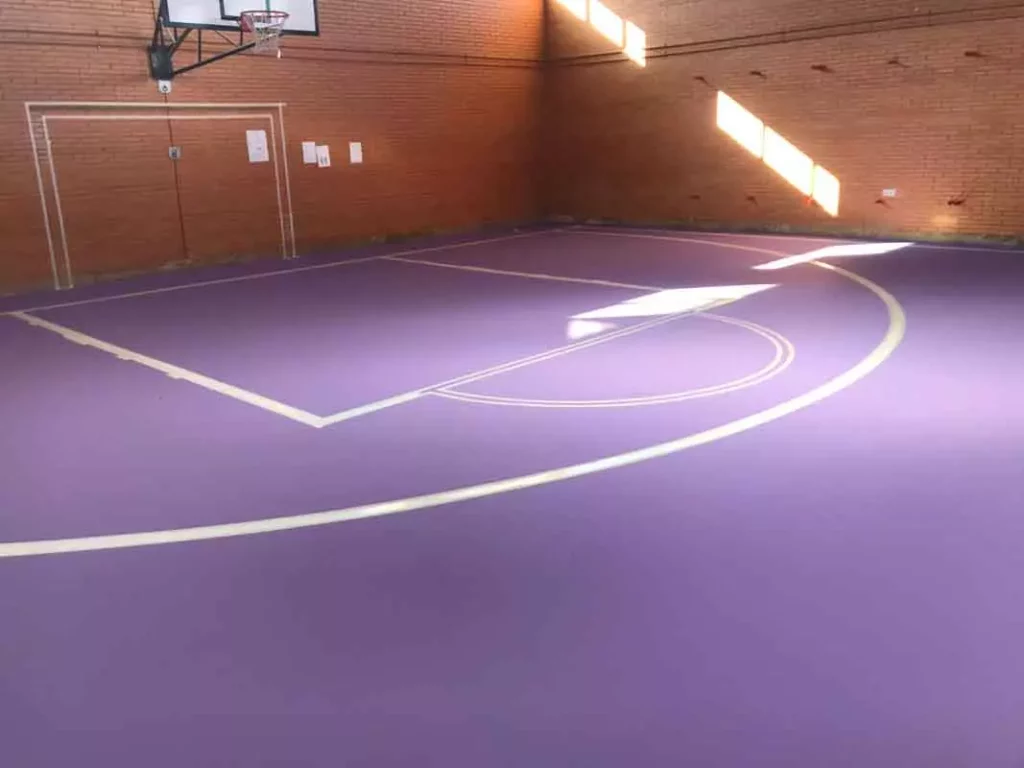 polyurethane-sport-complex-flooring-changing-AFZIR-CO1