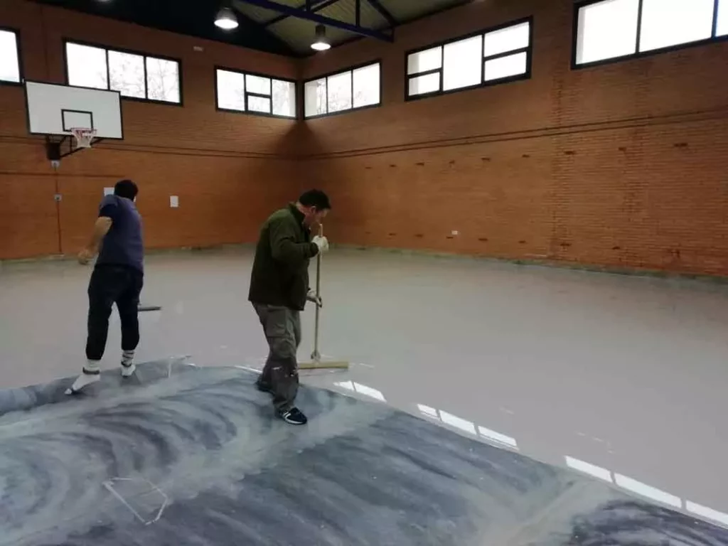 polyurethane-sport-complex-flooring-changing-AFZIR-CO5