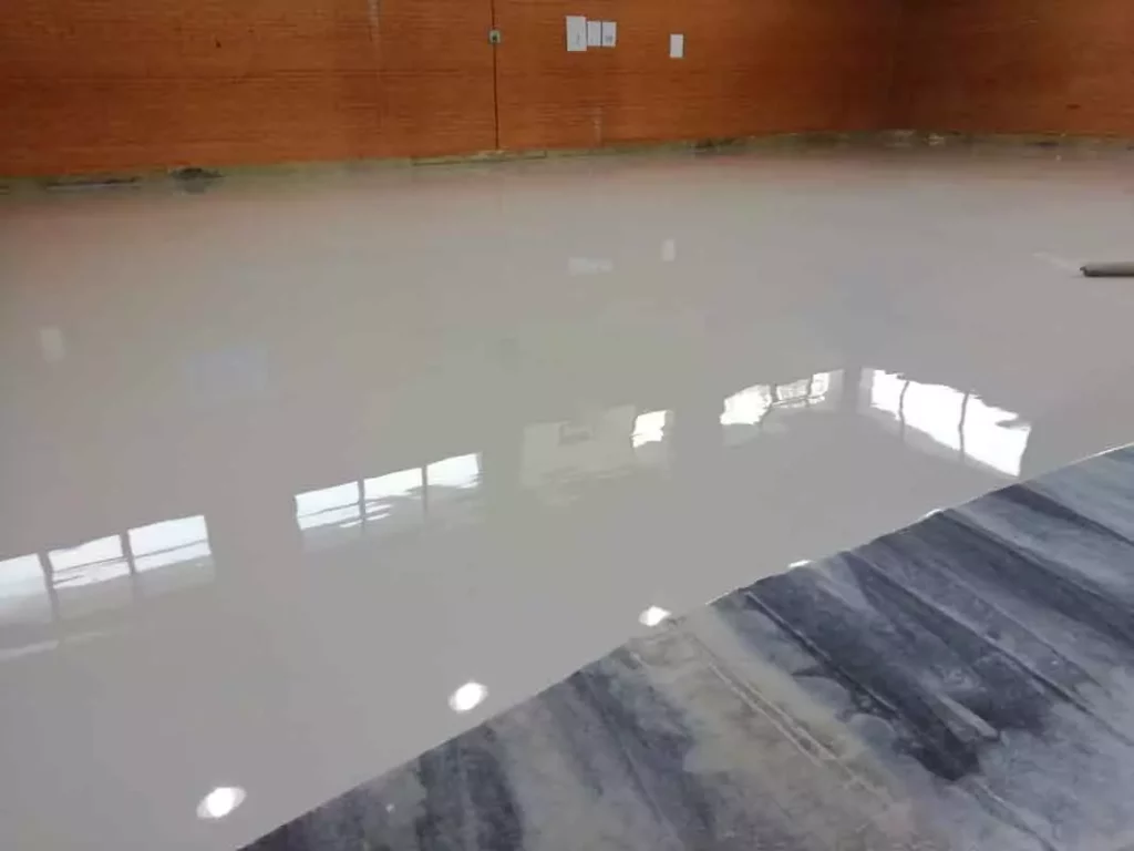 polyurethane-sport-complex-flooring-changing-AFZIR-CO6
