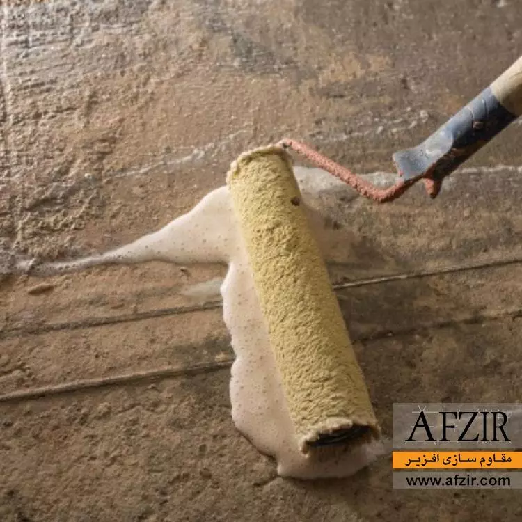 اجرای چسب بتن پلیمری با غلطک اجرای چسب بتن پلیمری با غلطک- مقاو.مسازی افزیر