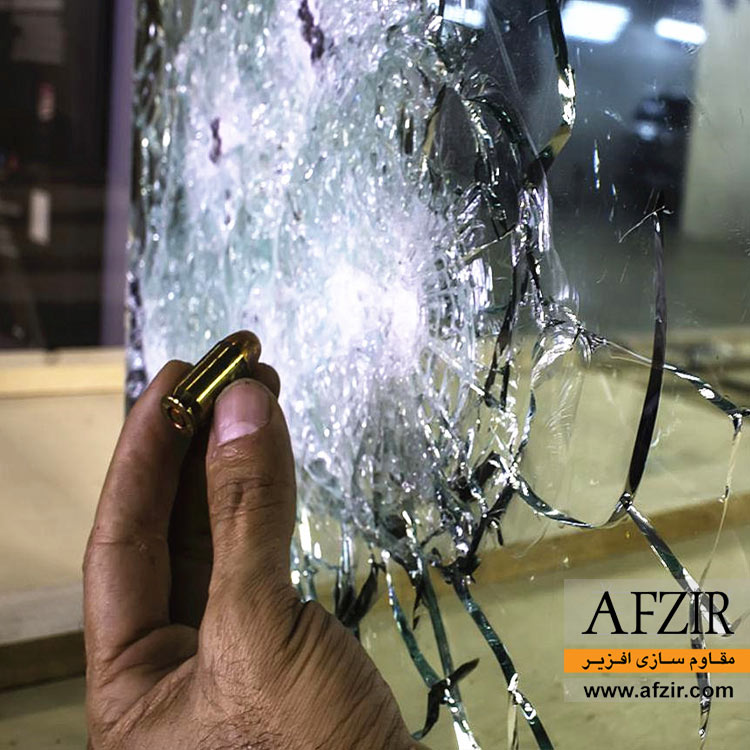 تست مقاومت ویندو فیلم امنیتی با شلیک گلوله